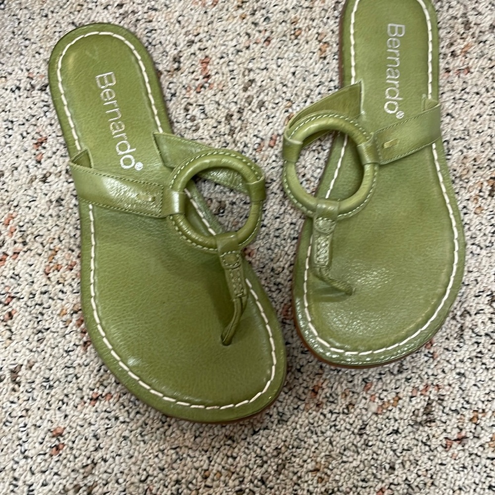 Bernardo sandals